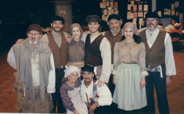 Fiddler backstage Mordcha
